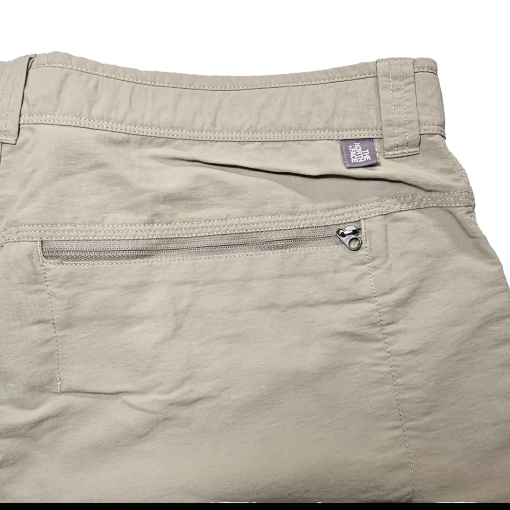 The North Face Men's Brown Cargo Shorts Sz 38 Outdoors Fishing Hiking 100% Nylon